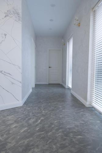 Minimalizmas ar prabanga? Royal Wall tinka visur!