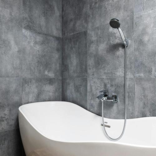 Prabangus sienų dekoras su unikaliomis tekstūromis ir raštais. Royal Wall