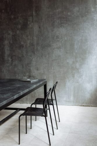 Minimalistinis sienų dekoras ir moderni apdaila iš Royal Wall asortimento