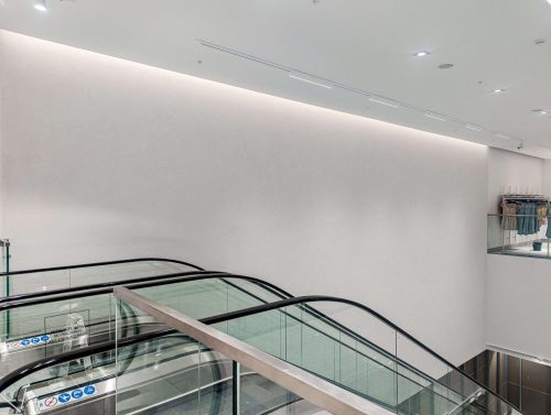 H&M parduotuvės sienų dekoravimas su Natural Clay
